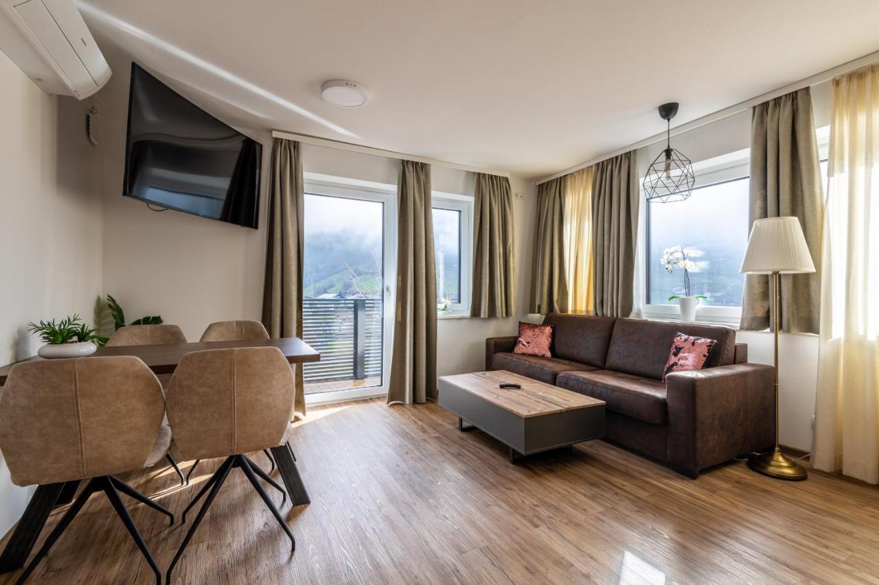 Amelies Mountain View Apartment Kaprun Bagian luar foto