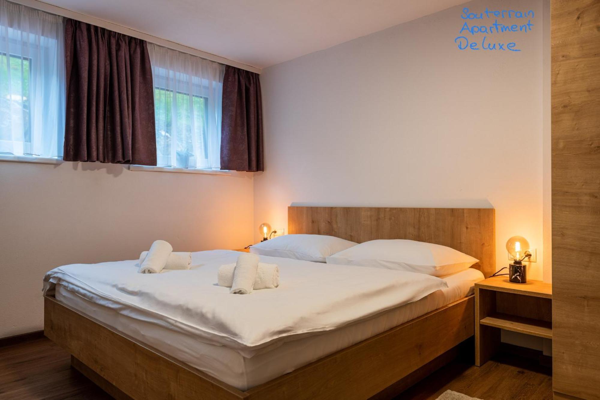 Amelies Mountain View Apartment Kaprun Ruang foto